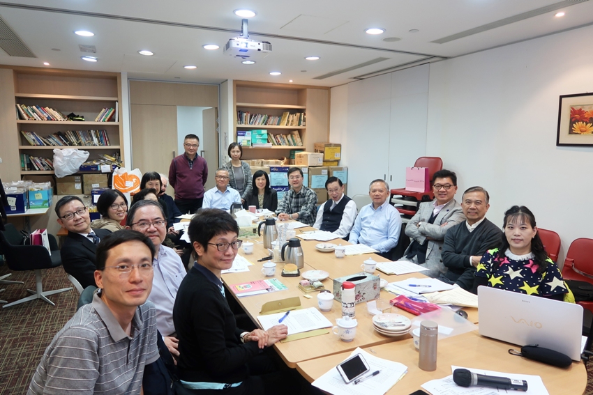 Hong Kong Catholic Marriage Advisory Council was founded in 1965. It is committed to promoting joyful and life-long marriages, happy families and responsible parenthood with professionalism. It serves all peoples irrespective of creed or race.