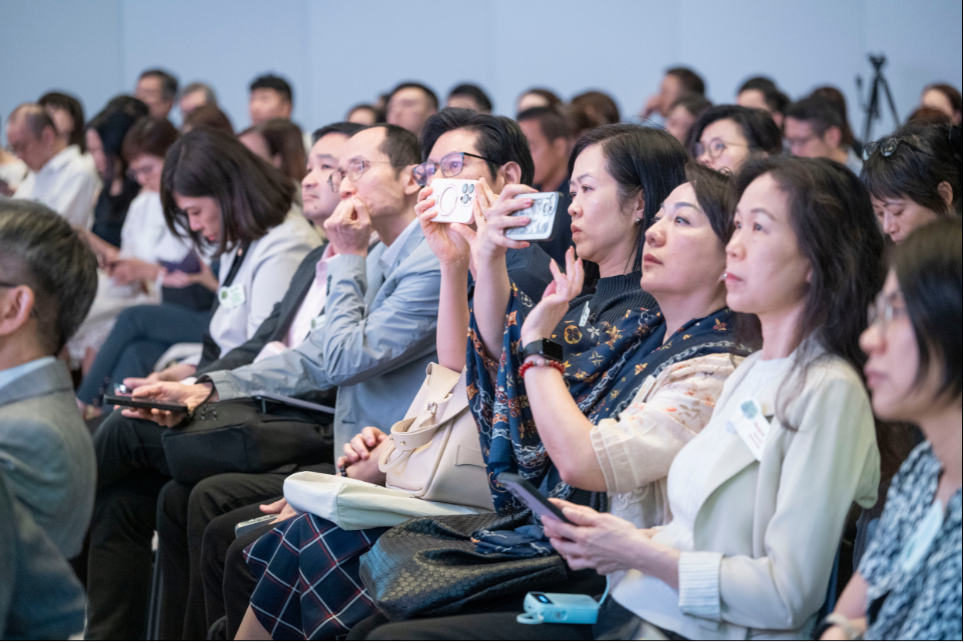 Navigating the Governance Challenge in the Digital Era