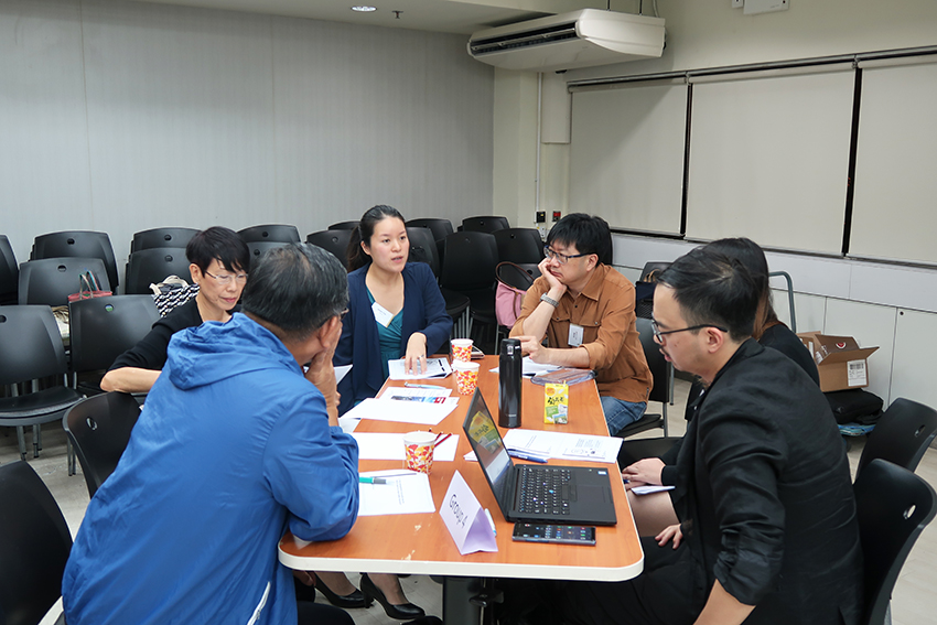 Participants were separated into groups based on their knowledge in finance in the workshops. This facilitated better exchange for board members from similar backgrounds and organizations. 