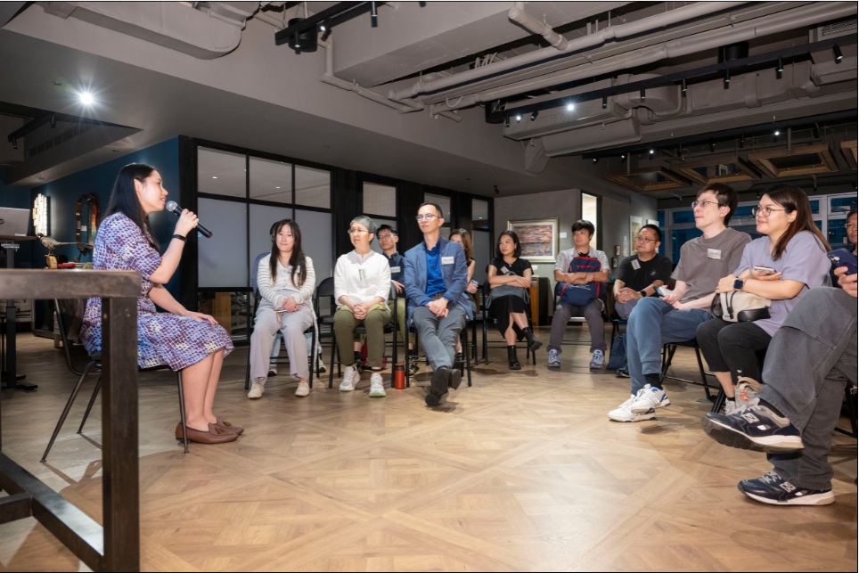 Turning Page: Where Pioneers Empower Peers